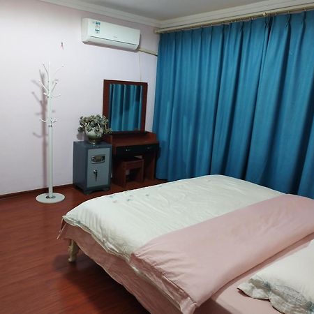 空中花园民宿 贵阳火车站店 Extérieur photo